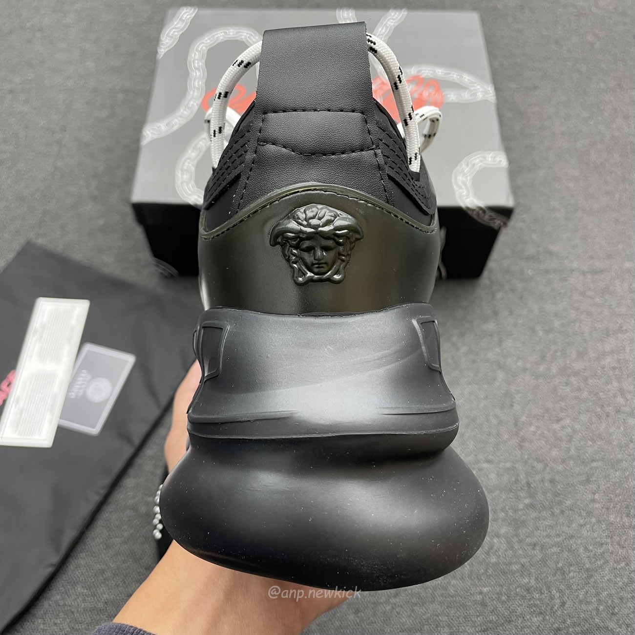 Versace Chain Reaction Sneaker (7) - newkick.cc